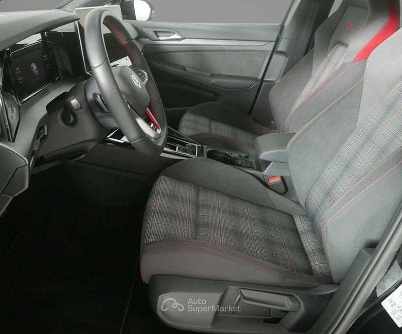 Usata VW Golf VIII GTI 265 CV (194 kW) 2025 Nero grenadill Berlina