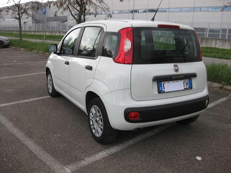 Usata Fiat Panda Easy 69 CV (50 kW) 2020 Bianco Utilitaria