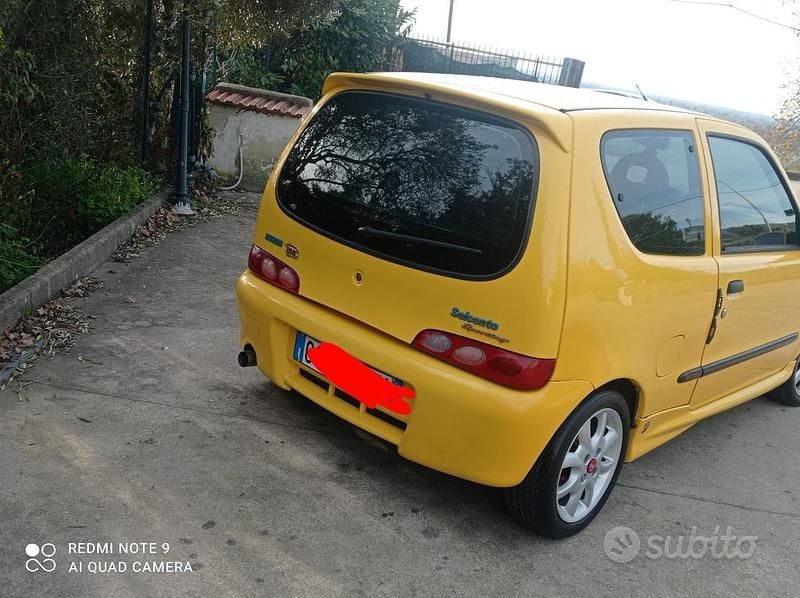 Usata Fiat 600 2000 Giallo Utilitaria