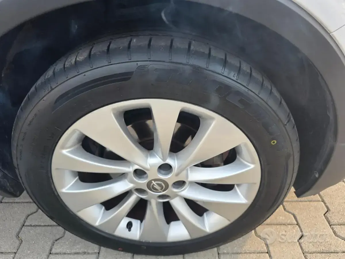 Usata Opel Mokka Cosmo 140 CV (102 kW) 2015 Bianco SUV