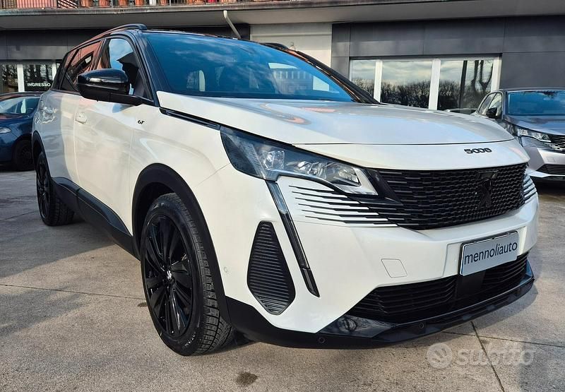 Usata Peugeot 5008 GT 130 CV (95 kW) 2022 Bianco SUV