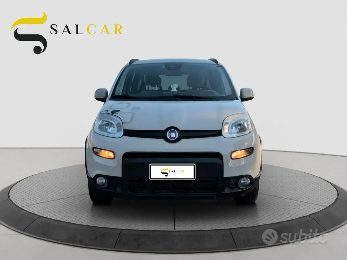 Usata Fiat Panda Lounge 80 CV (58 kW) 2013 Beige Utilitaria
