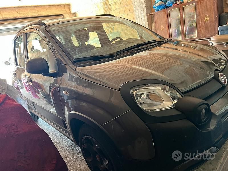 Usata Fiat Panda Cross Cross 69 CV (50 kW) 2023 Grigio Utilitaria