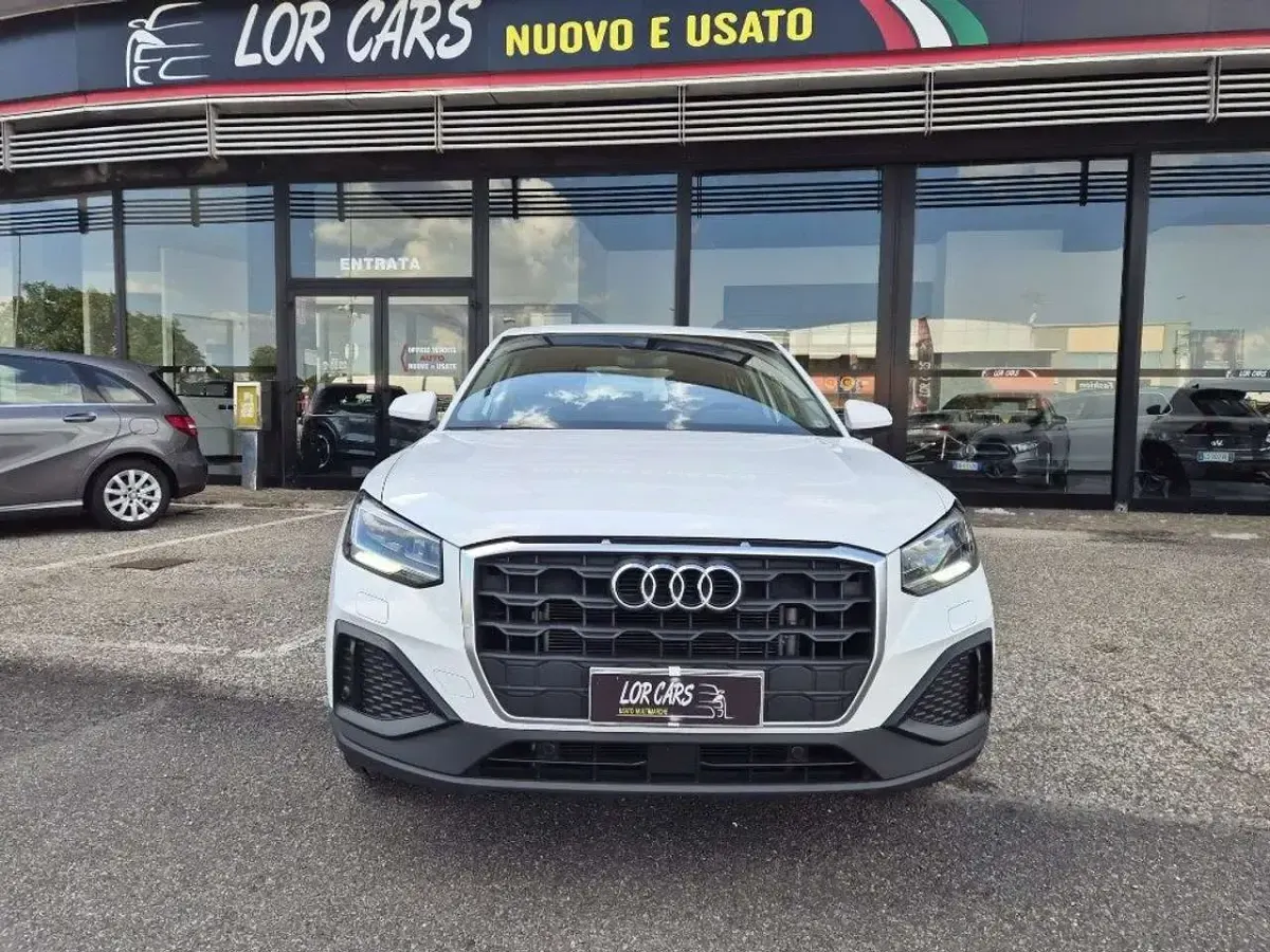 Begagnad Audi Q2 Advanced 110 HK (80 kW) 2023 Vit SUV