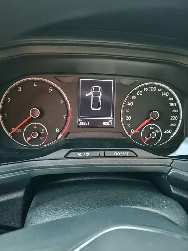 Usata VW T-Cross Style 95 CV (69 kW) 2021 Grigio SUV