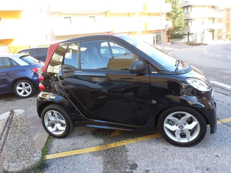 Usata Smart ForTwo Cabrio Pulse 71 CV (52 kW) 2015 Nero Cabrio