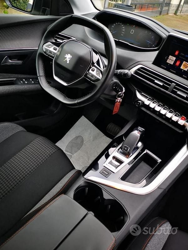 Usata Peugeot 3008 120 CV (88 kW) 2018 Bianco Berlina