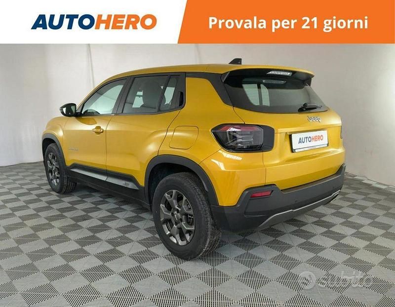 Usata Jeep Avenger Longitude 100 CV (73 kW) 2023 Giallo SUV
