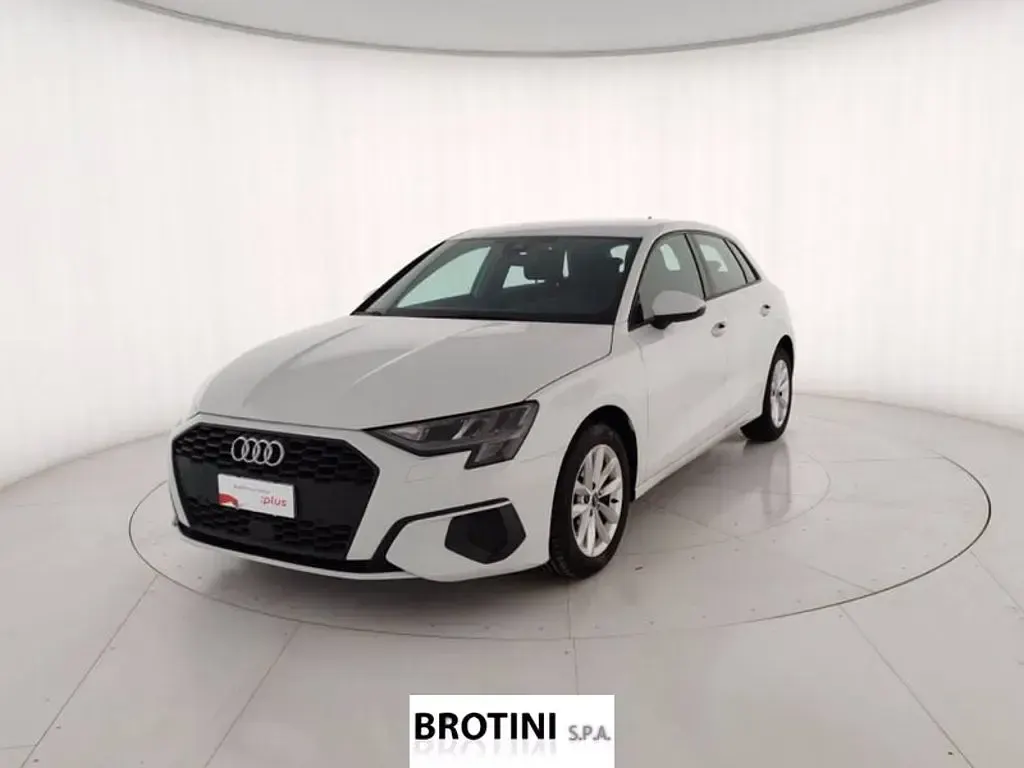Usado Audi A3 Business 110 CV (80 kW) 2023 Berlina