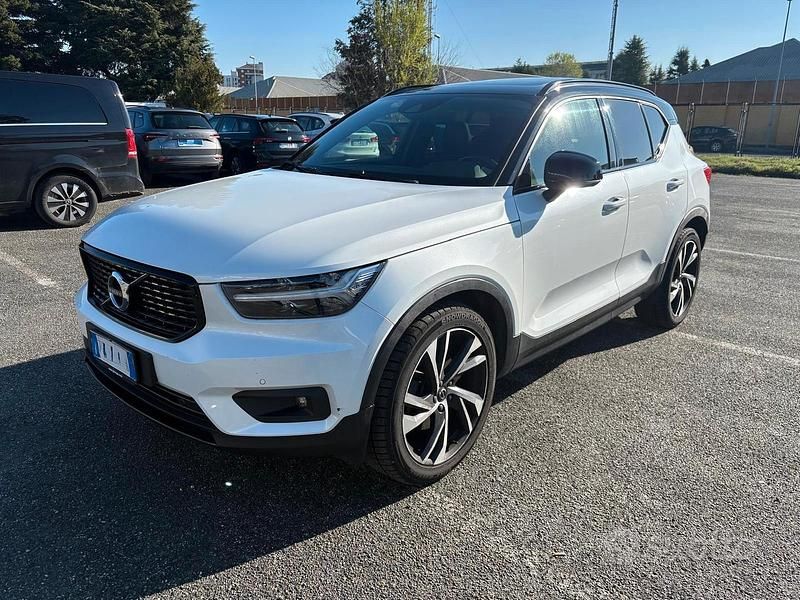 Usata Volvo XC40 R-Design 247 CV (181 kW) 2018 Bianco SUV