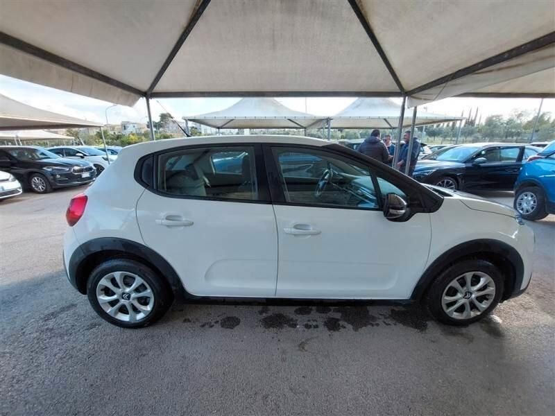 Usata Citroën C3 Feel 102 CV (75 kW) 2019 Bianco Utilitaria