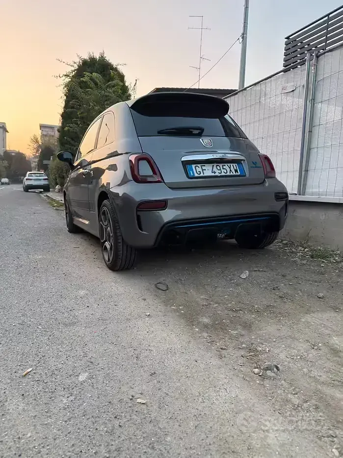 Usata Abarth 595 Competizione 145 CV (106 kW) 2021 Grigio Berlina