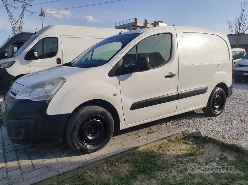 Usata Citroën Berlingo 90 CV (66 kW) 2015 Bianco Monovolume