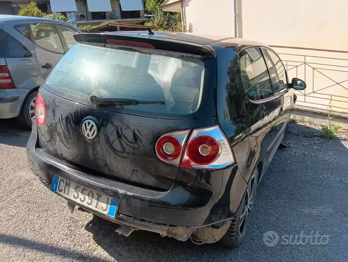 Usata VW Golf IV 140 CV (102 kW) 2004 Berlina