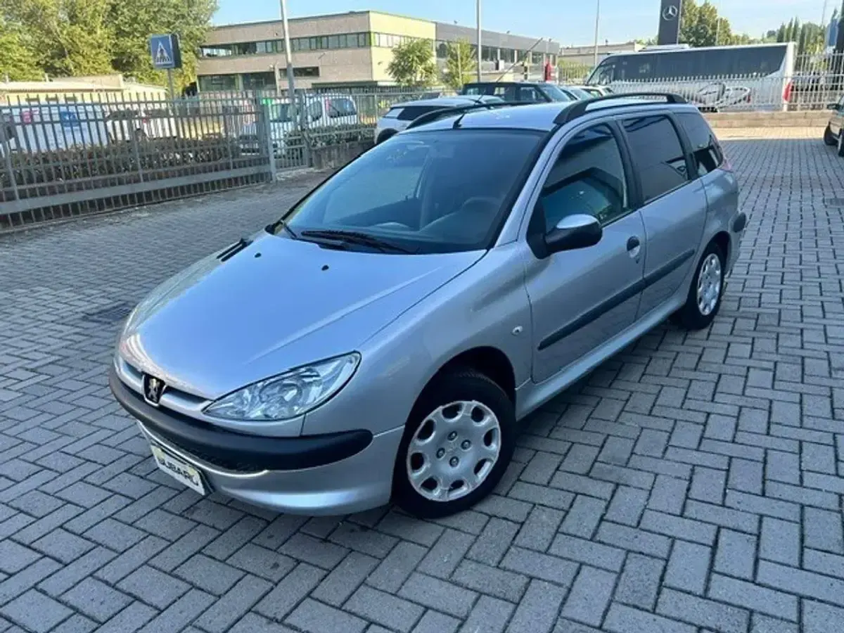 Usata Peugeot 206 75 CV (55 kW) 2006 Argento Station wagon
