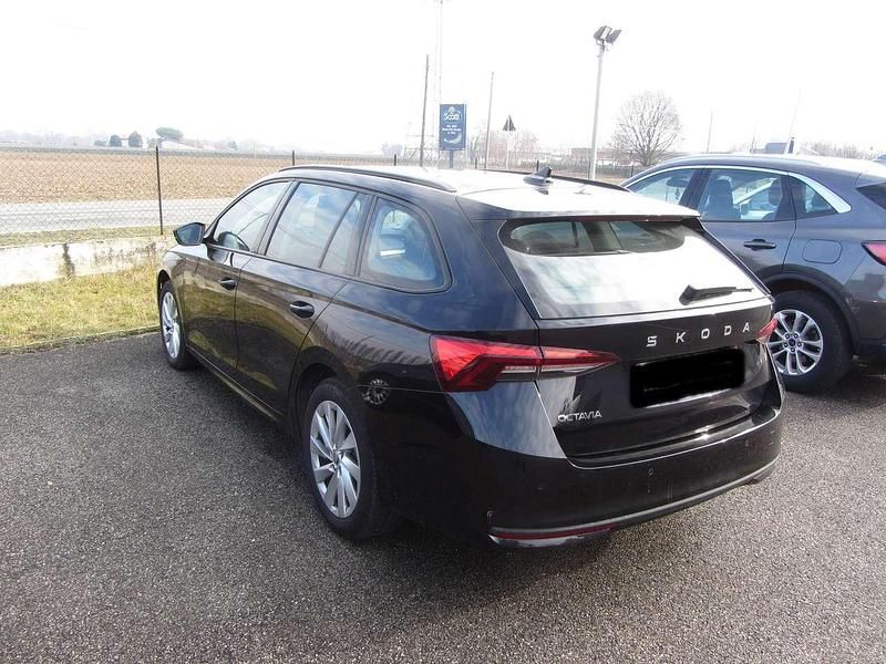 Usata Skoda Octavia Selection 150 CV (110 kW) 2024 Nero Station wagon