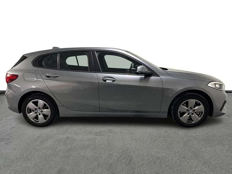 Usata BMW 118 Advantage 150 CV (110 kW) 2024 Skyscraper grey metallic Utilitaria