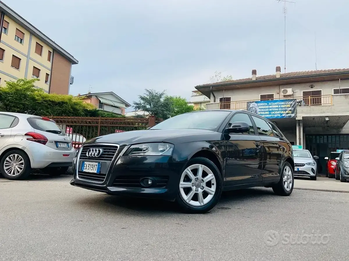 Usata Audi A3 Attraction 105 CV (77 kW) 2010 Nero Utilitaria