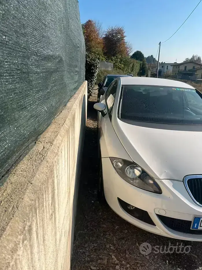Usata Seat Leon 102 CV (75 kW) 2009 Bianco Berlina