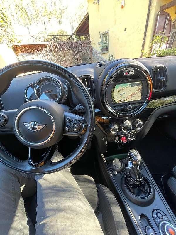 Usata Mini Countryman 190 CV (139 kW) 2017 Verde SUV