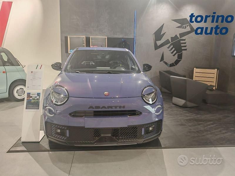 Nouvelle Abarth 600e Scorpionissima 105 kW (143 ch) 2025 SUV