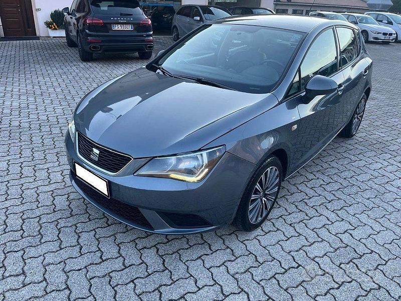 Usata Seat Ibiza CONNECT 75 CV (55 kW) 2017 Grigio scuro Berlina