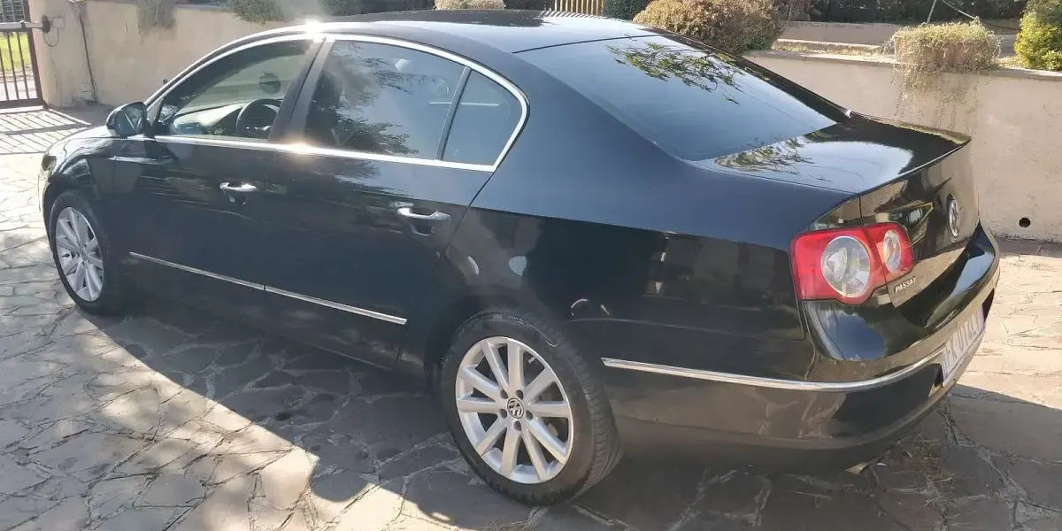 Usata VW Passat Highline 170 CV (125 kW) 2009 Nero Berlina