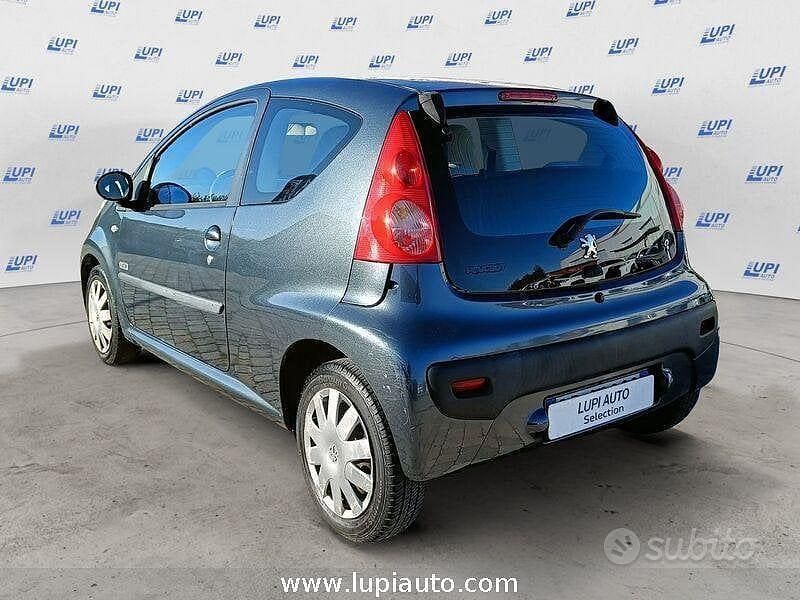 Usata Peugeot 107 Urban Move 68 CV (50 kW) 2008 Nero Utilitaria
