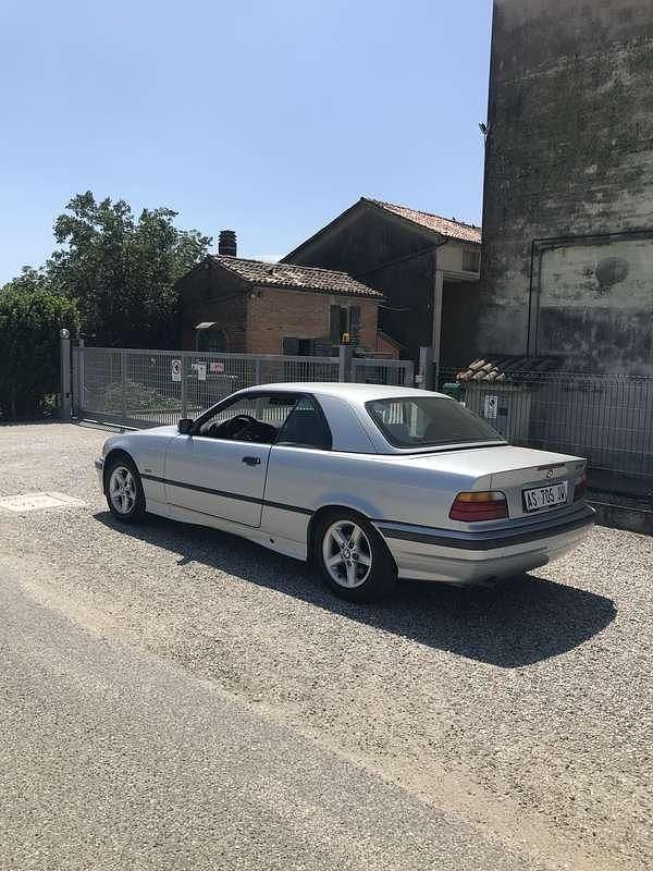 Usata BMW 318 Cabriolet 116 CV (85 kW) 1997 Cabrio