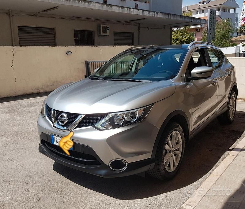 Usata Nissan Qashqai 110 CV (80 kW) 2016 Grigio SUV