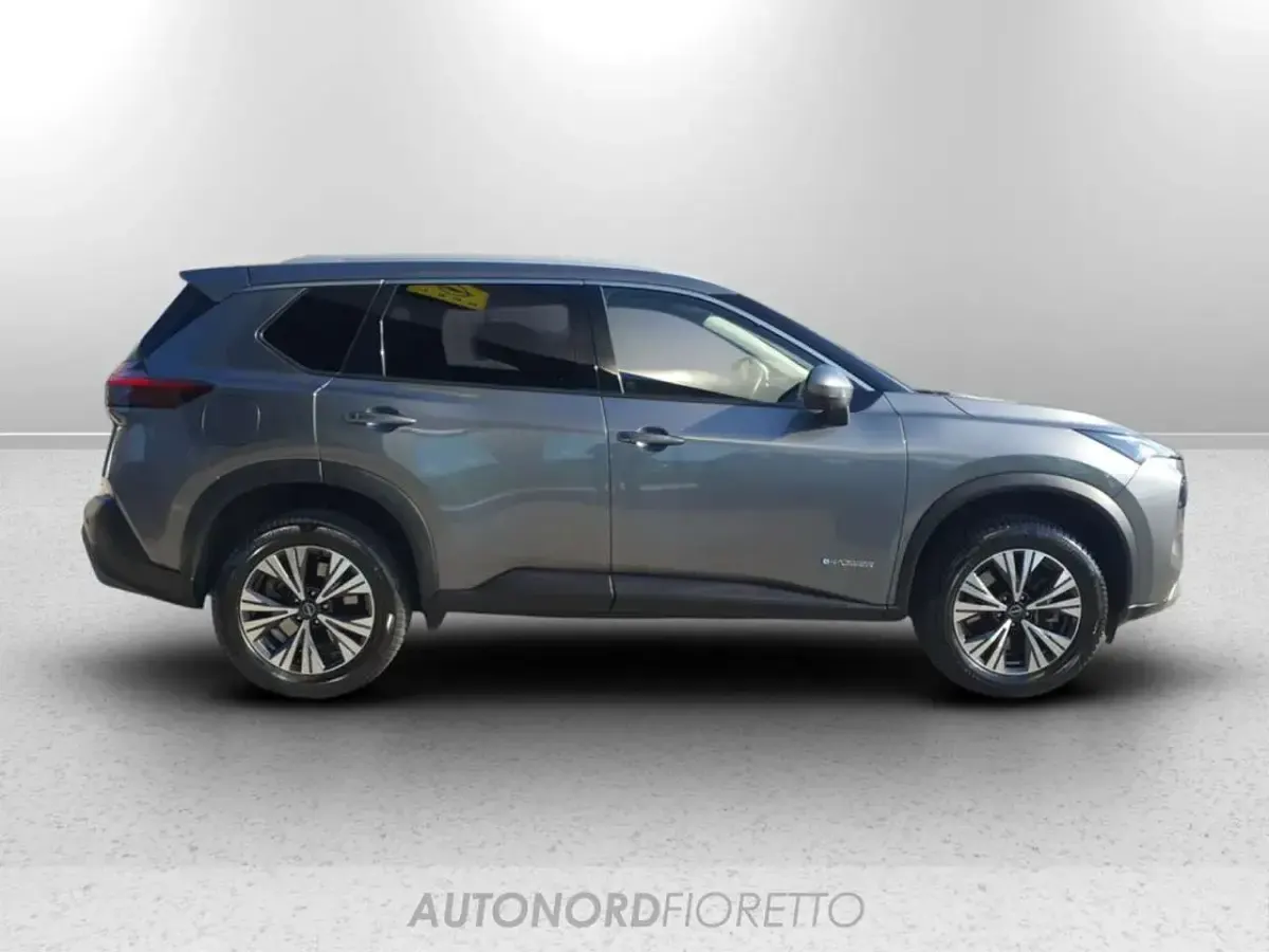 Gebraucht Nissan X-Trail N-Connecta 158 PS (116 kW) 2023 Grau SUV