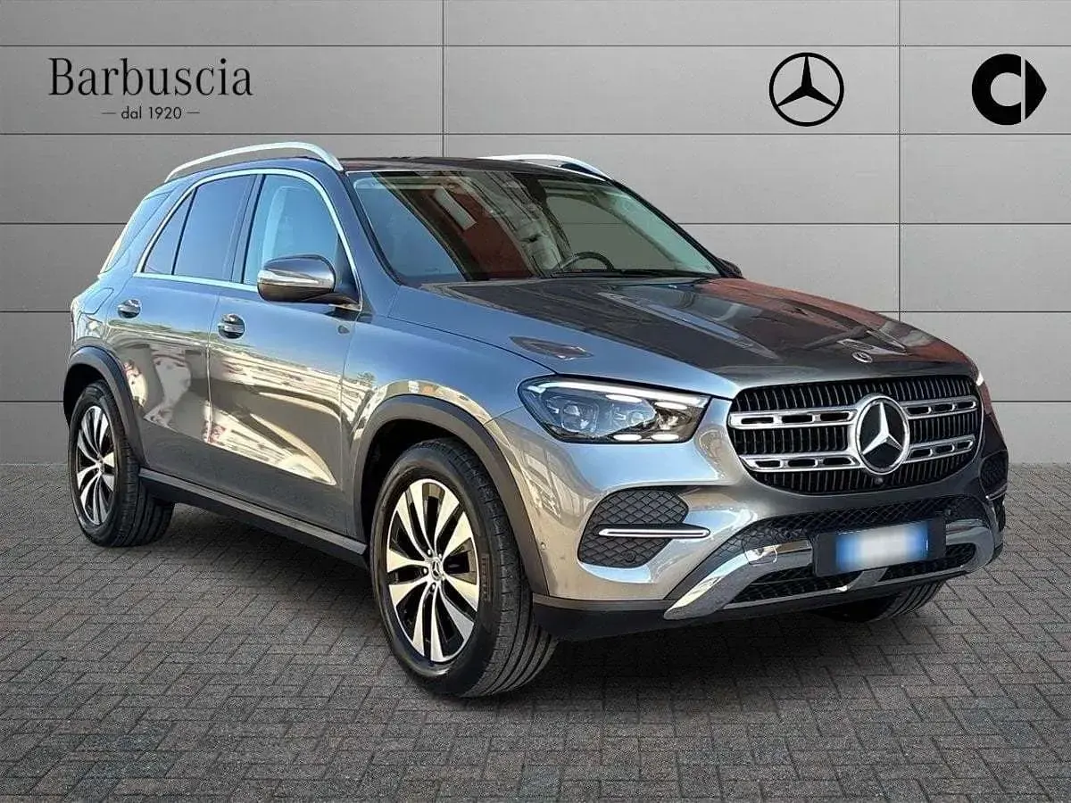Usata Mercedes GLE300 Advanced 269 CV (197 kW) 2024 Argento SUV
