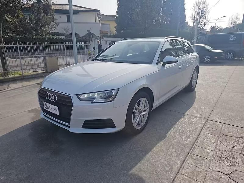 Usata Audi A4 Business 149 CV (109 kW) 2016 Bianco Station wagon