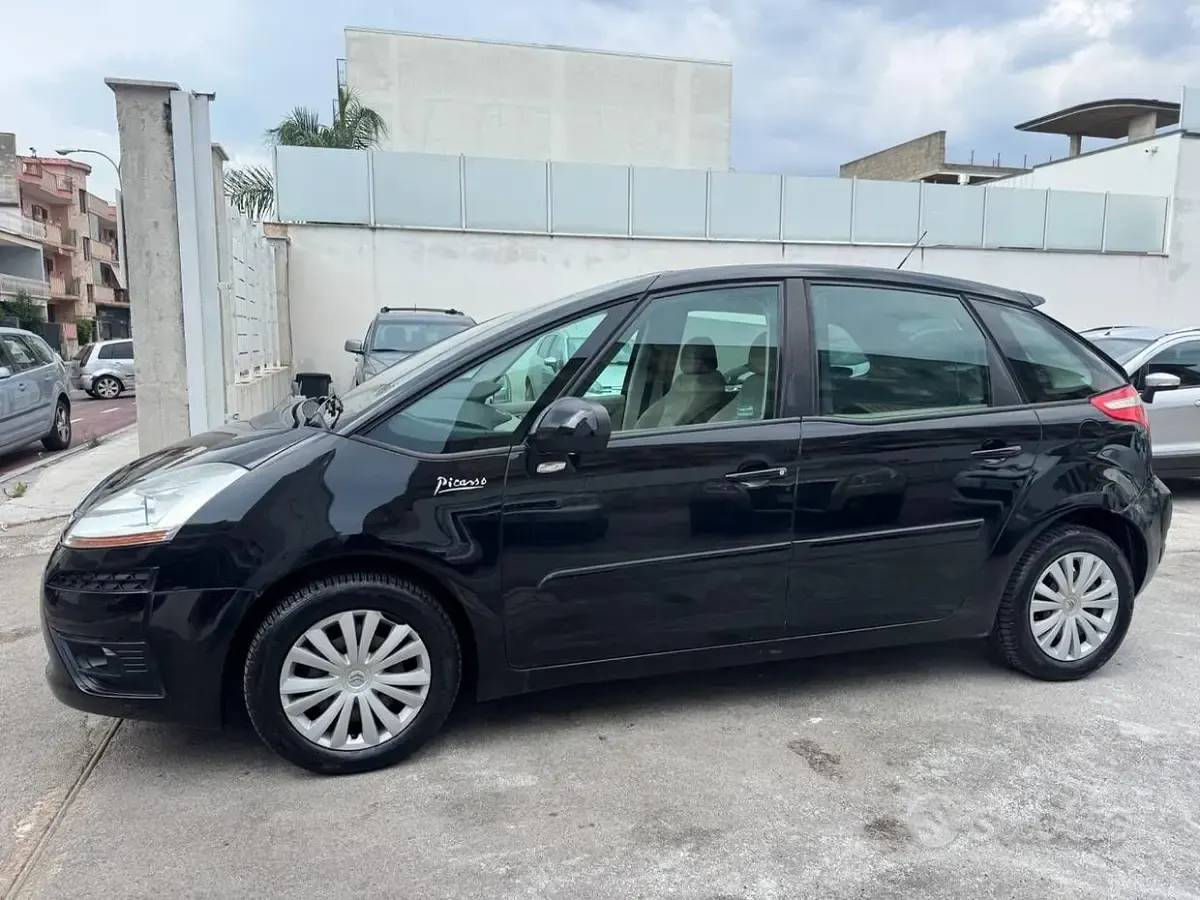 Usata Citroën C4 Picasso 109 CV (80 kW) 2009 Nero Monovolume