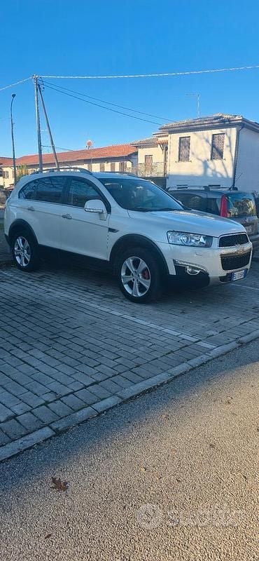 Usata Chevrolet Captiva 184 CV (135 kW) 2012 Bianco SUV
