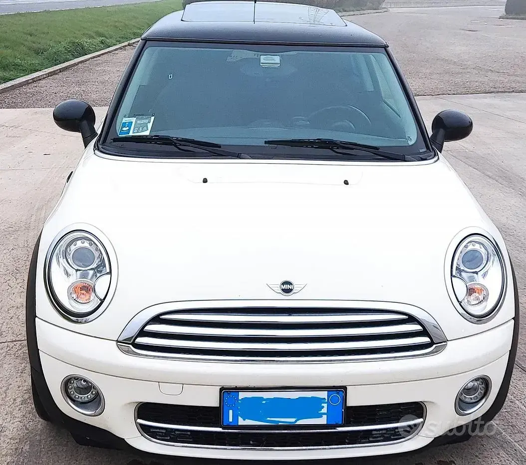 Usata Mini Cooper D 109 CV (80 kW) 2008 Utilitaria