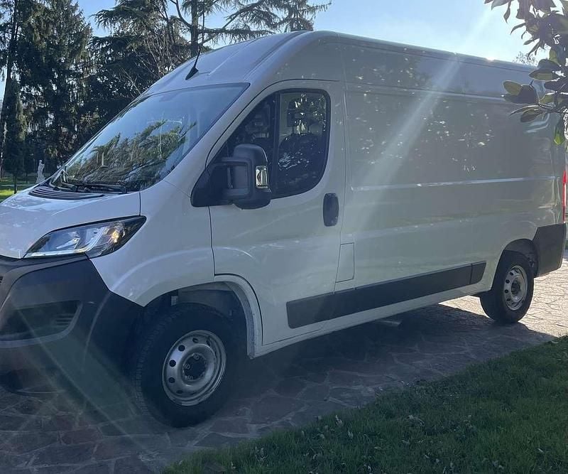 Usata Fiat Ducato 140 CV (102 kW) 2023 Other Furgone