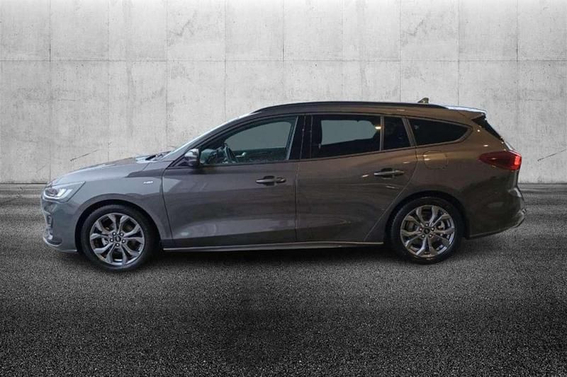 Usata Ford Focus ST-Line 155 CV (114 kW) 2025 Grigio Station wagon