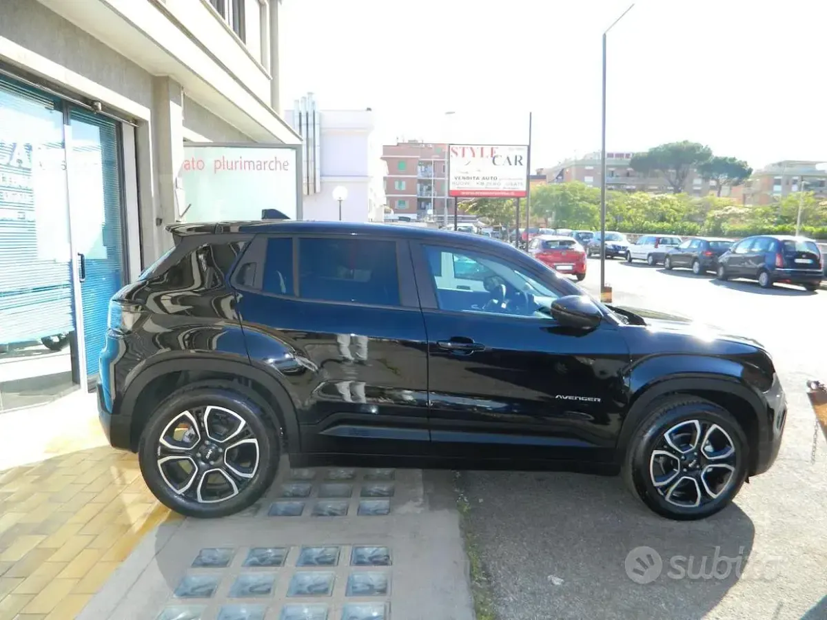 Nuova Jeep Avenger Summit 101 CV (74 kW) 2026 Blu SUV