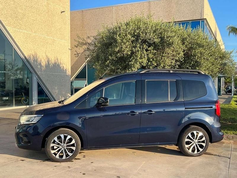 Usata Renault Kangoo Techno 50 kW (69 CV) 2024 Blu Monovolume