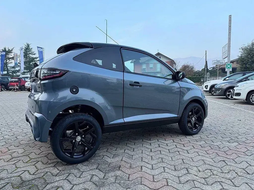 Usata Aixam Coupe Sport 2024 Grigio Monovolume