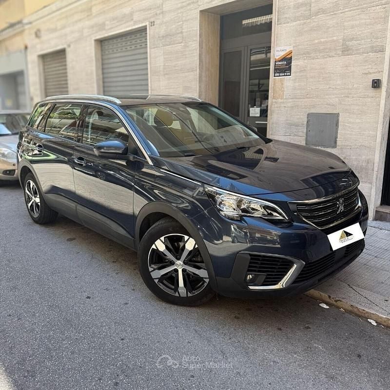 Usata Peugeot 5008 Allure 131 CV (96 kW) 2018 Blu Monovolume