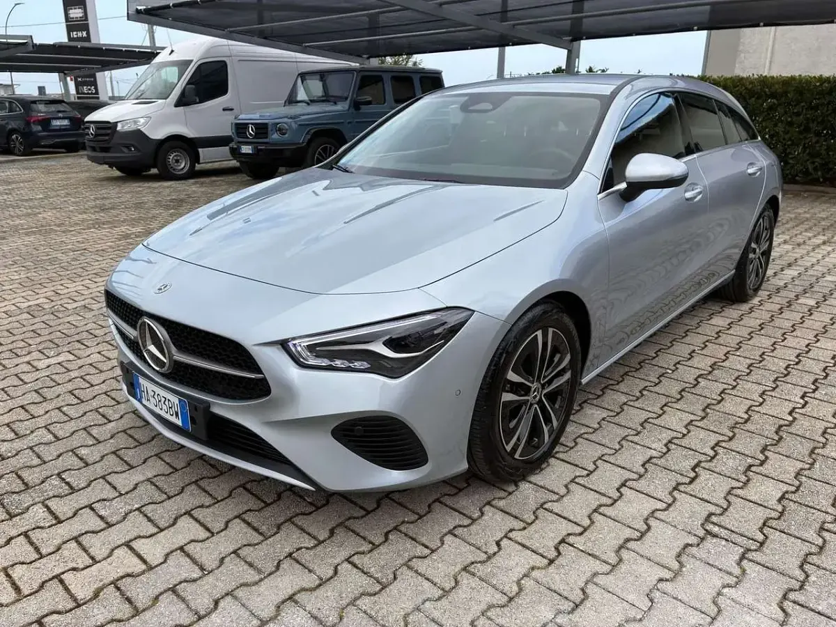 Usata Mercedes CLA180 Shooting Brake Advanced 116 CV (85 kW) 2025 Argento Station wagon