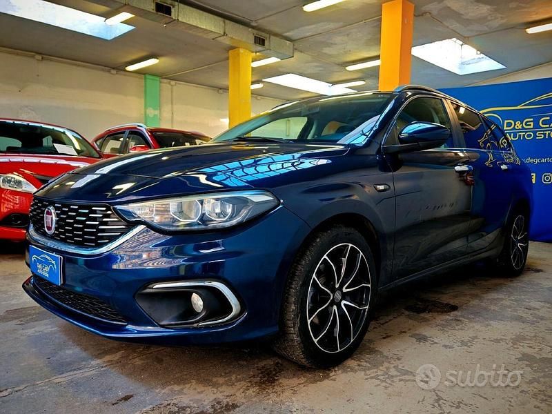 Usata Fiat Tipo Lounge 120 CV (88 kW) 2017 Blu Station wagon
