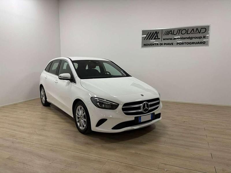 Bianco Usata 2019 Mercedes B200 Monovolume | 14.900 € (Ottimo prezzo) - Immagine 1/4