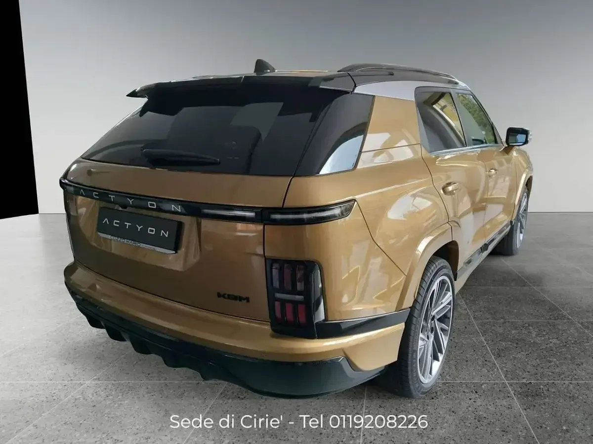 Nuova KGM Actyon 163 CV (119 kW) 2026 Oro SUV