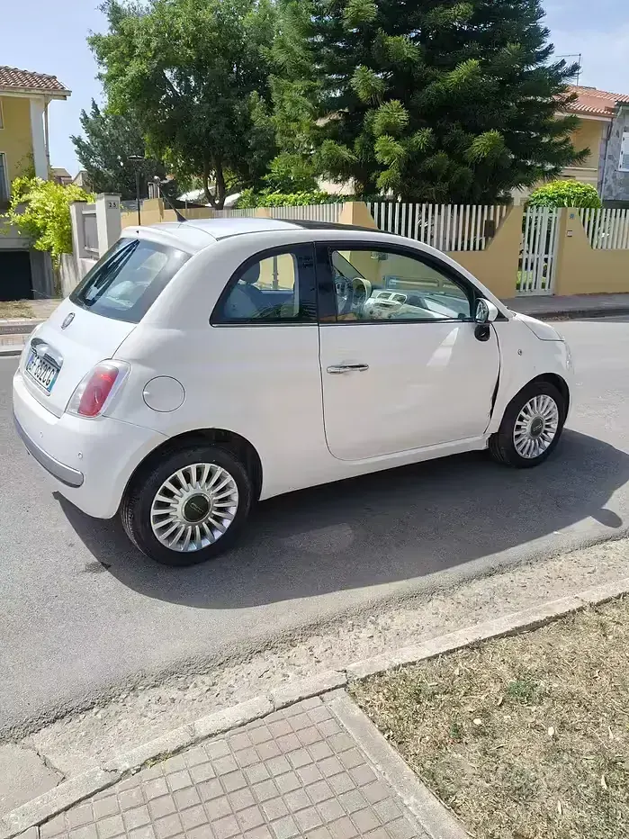 Usata Fiat 500 Lounge 69 CV (50 kW) 2011 Bianco Berlina