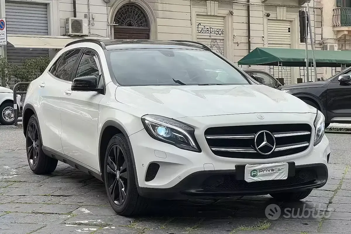 Usata Mercedes GLA180 Premium 109 CV (80 kW) 2015 Bianco SUV