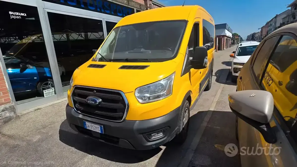 Usata Ford Transit Trend 131 CV (96 kW) 2022 Giallo Station wagon