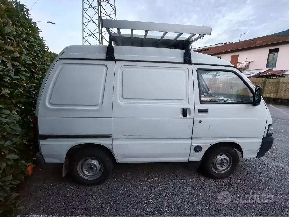 Usata Piaggio Porter 65 CV (47 kW) 2006 Bianco Berlina